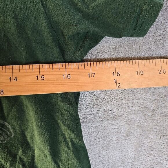 Disney Mad Hater Shirt Womens Small Green Short Sleeve Crew Neck Front Graphic - Picture 5 of 7